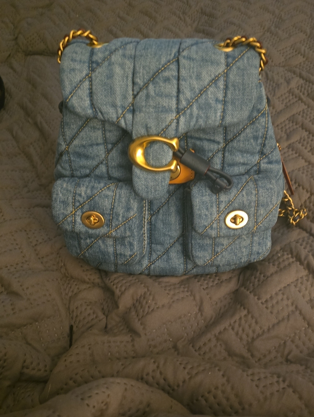 Coach Outlet Tabby Backpack With Quilting - Picture 3 of 5